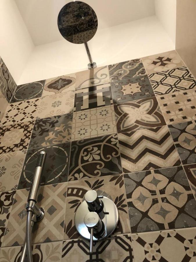 טרפאני Charme Apartments מראה חיצוני תמונה
